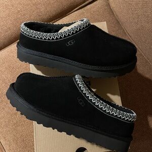 Ugg tasman